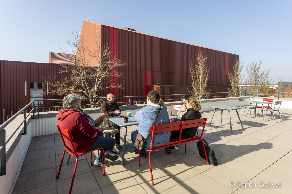Terrasse _ L'atelier des entreprises à Auray