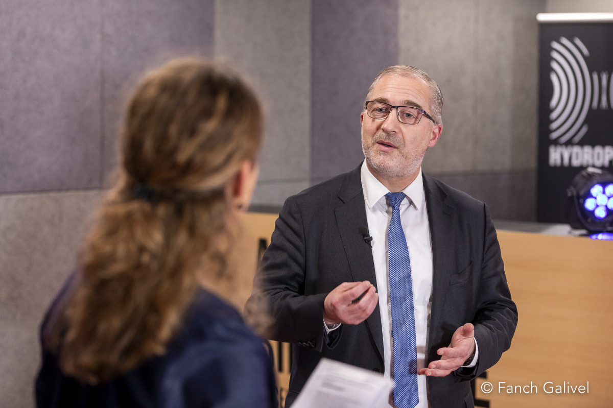 Fabrice Loher, président de Lorient Agglomération lors de l'enregistrement de l'émission tv ayant pour thème le lancement de projet de territoire de Lorient Agglomération_L'hydrophone à Lorient