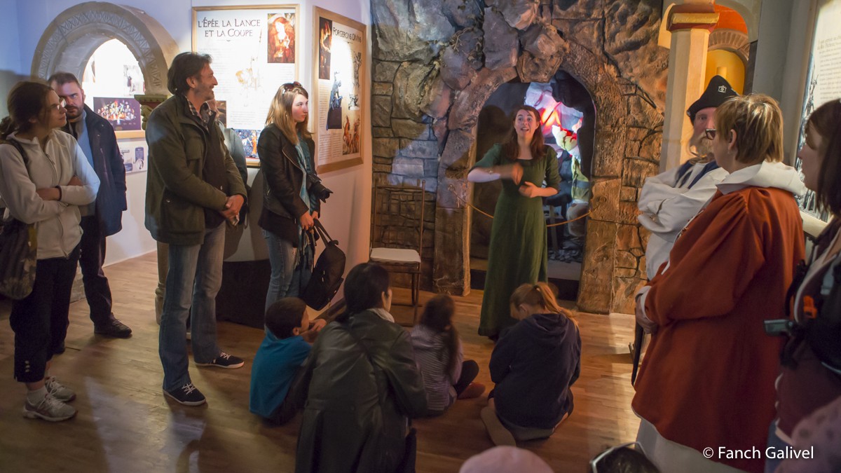 Fête de la Bretagne 2016_Chateau de Comper_La Pentecôte du Roi Arthur . Visite contée.