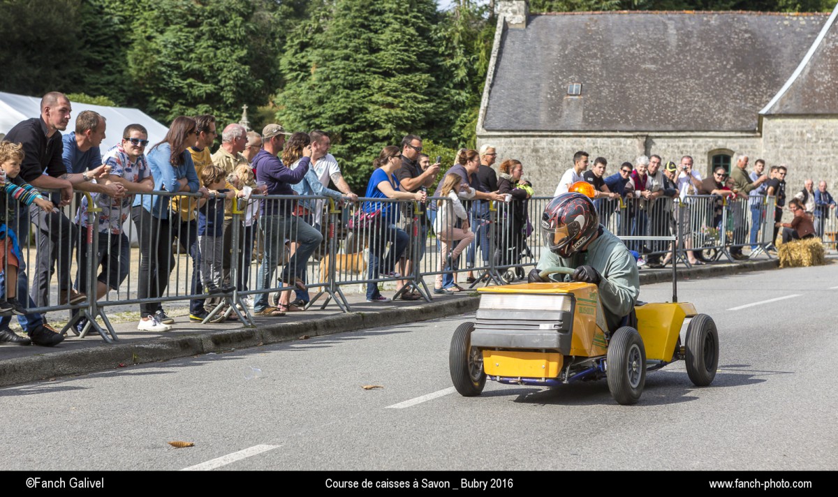 17/09/2016 à Bubry, courses de caisses à savon