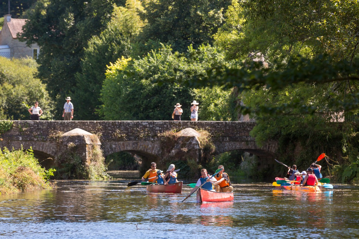 Pont-Scorff_Canoë et Kayak sur la rivière le Scorff.