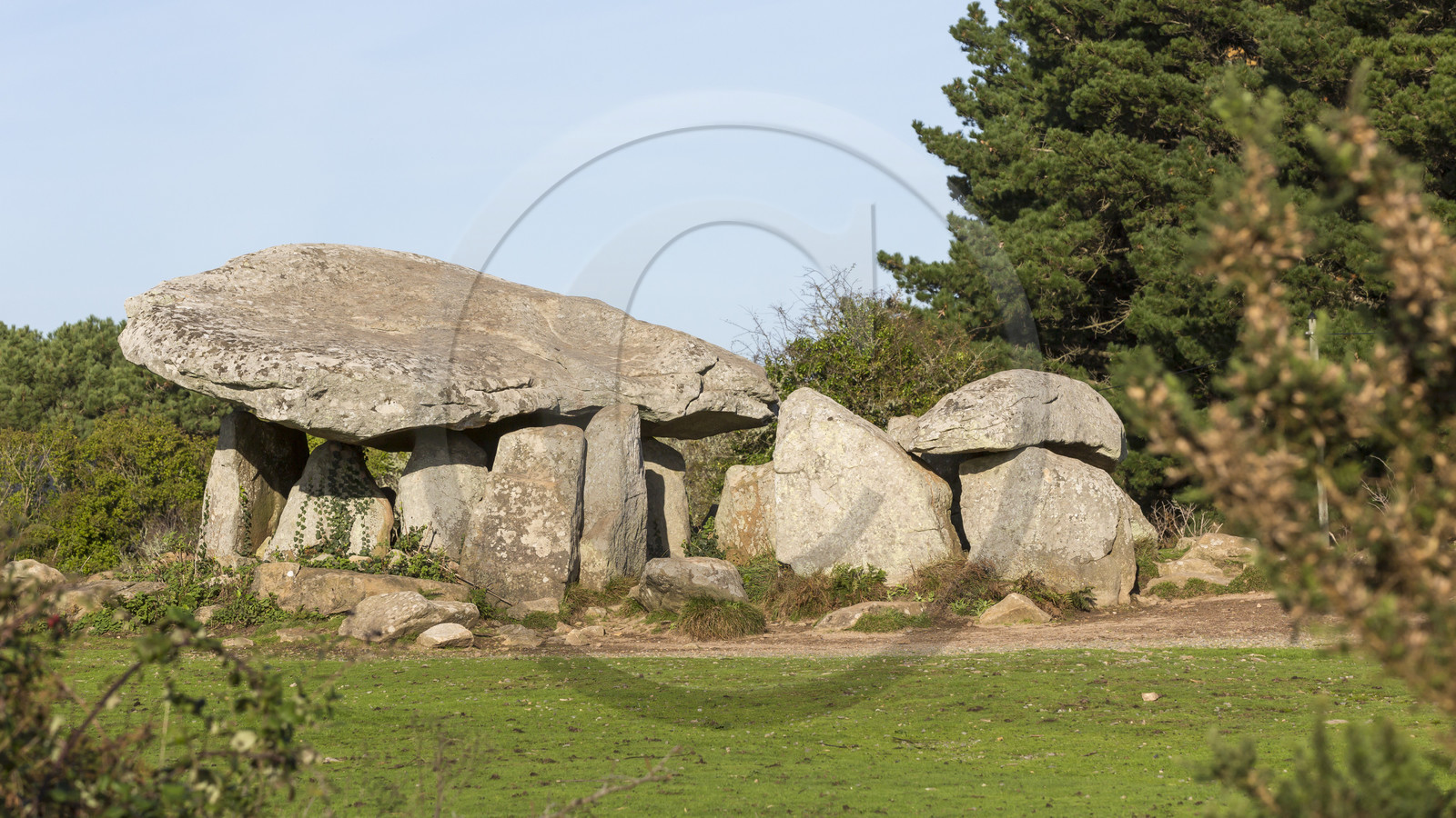 Dolmen de PenHap sur l'ile aux moines