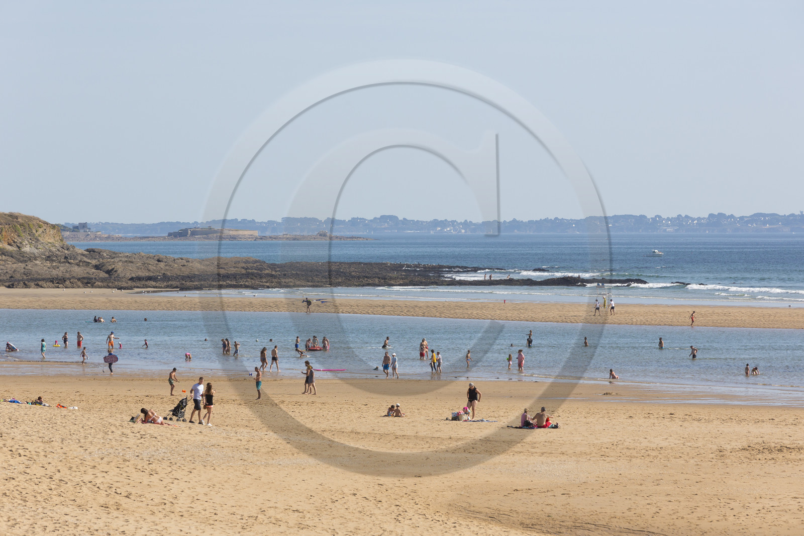 Cliff Beach in Guidel
