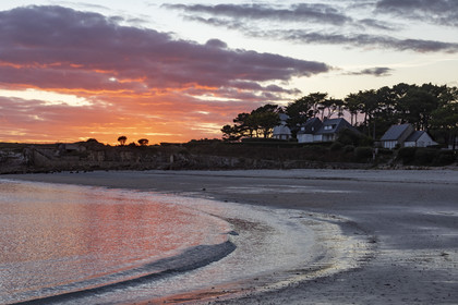 La plage de Ty Bihan et la pointe Saint Colomban à Carnac