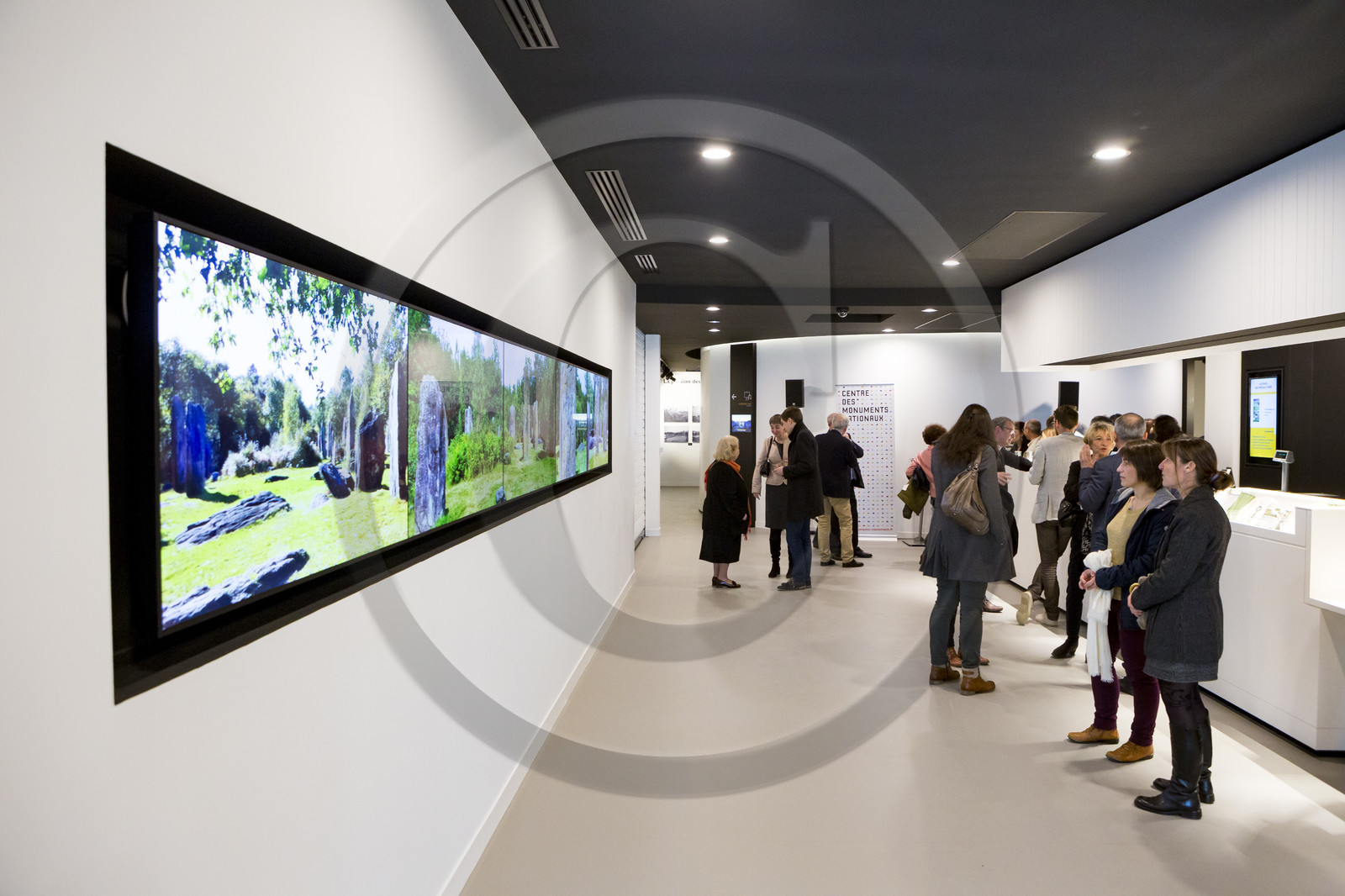 Inauguration de la maison des mégalithes à Carnac.